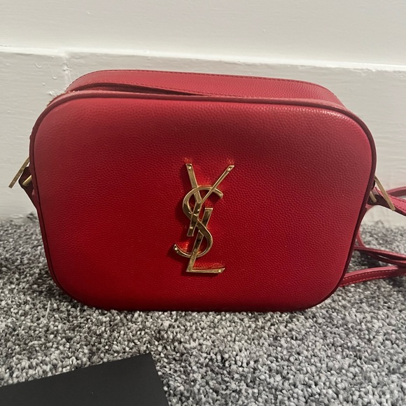 YSL Red Camera Bage - Picture 4 of 11